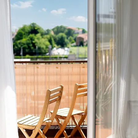 Thomas House On Train Tracks Venezia