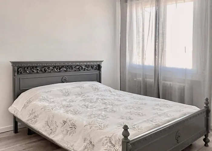 Thomas House On Train Tracks * Venezia