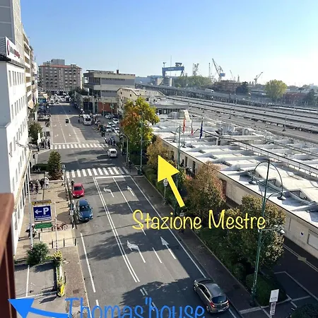 Apartamento Thomas House On Train Tracks *