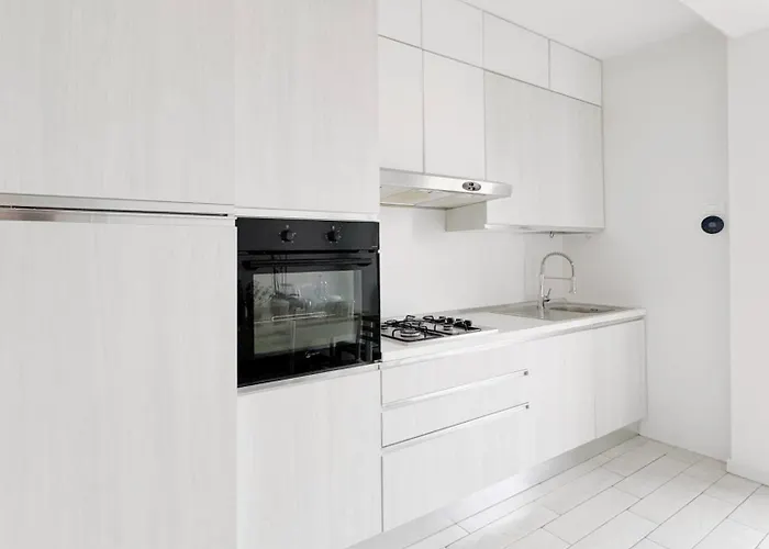 Thomas House On Train Tracks Βενετία