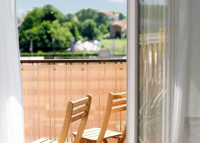 Thomas House On Train Tracks Βενετία